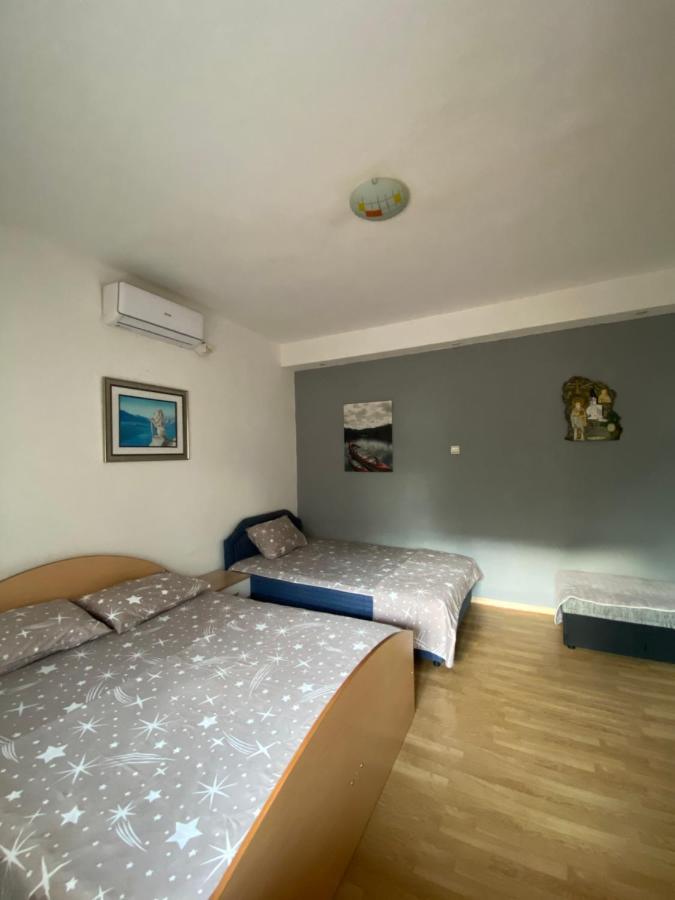 Apartments Vido Kotor Eksteriør billede