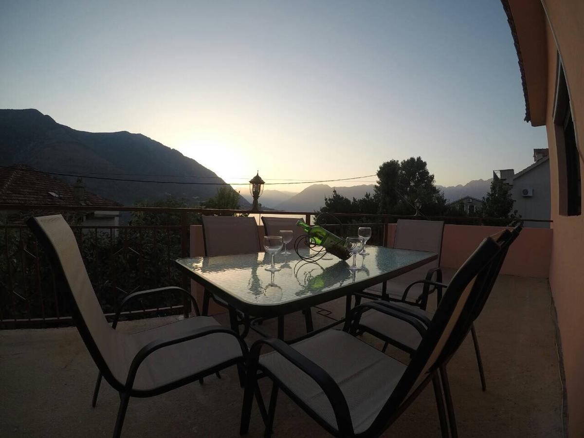 Apartments Vido Kotor Eksteriør billede